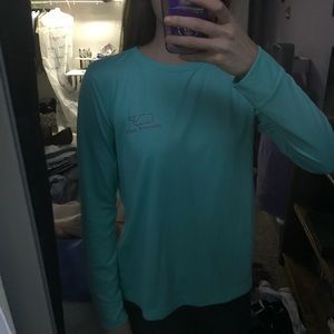 Vineyard vines shirt